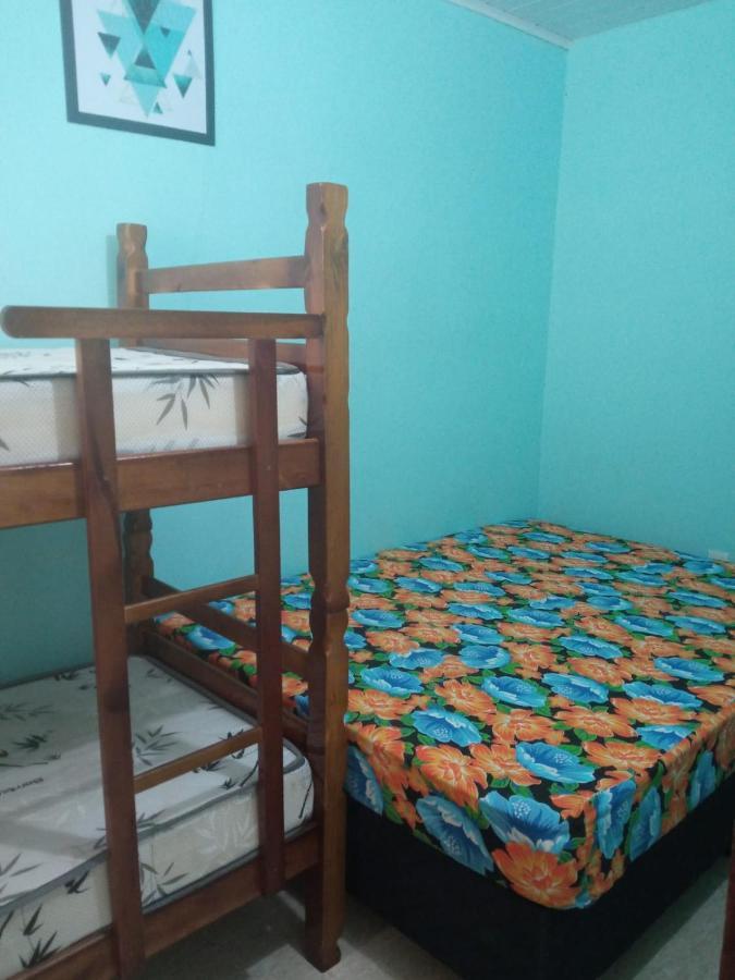 Chacara Bella Vida Com Piscina Churrasqueira Salao De Festas Fogao A Lenha Quadra Aracariguama Luaran gambar