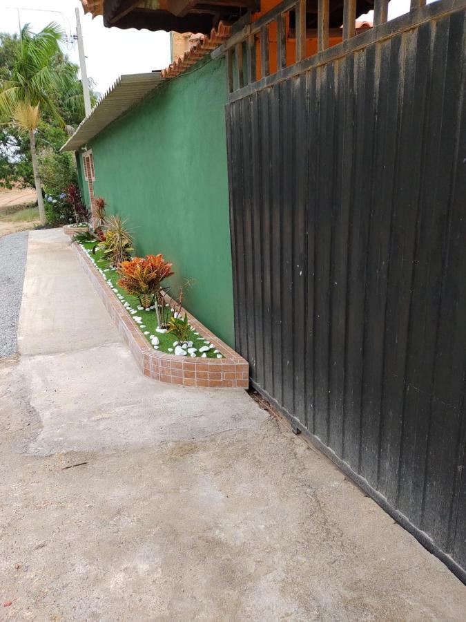 Chacara Bella Vida Com Piscina Churrasqueira Salao De Festas Fogao A Lenha Quadra Aracariguama Luaran gambar