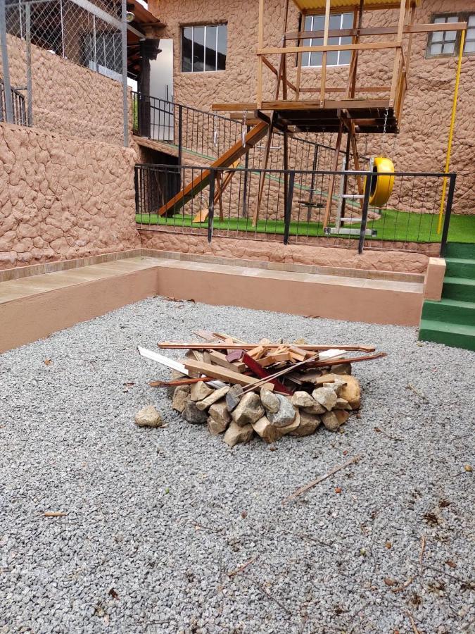 Chacara Bella Vida Com Piscina Churrasqueira Salao De Festas Fogao A Lenha Quadra Aracariguama Luaran gambar